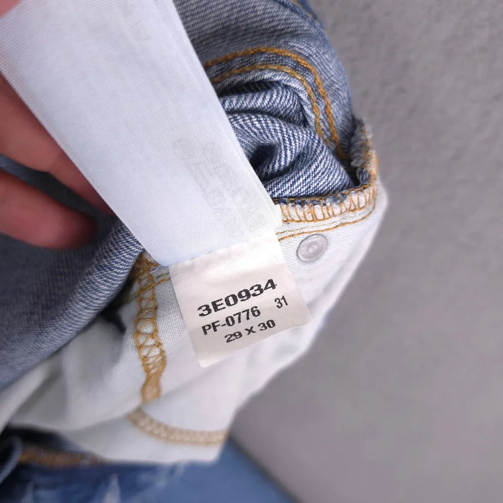Hollister Jeans Mens 29x30 Slim Straight Button Fly Light Wash Blue Denim Casual